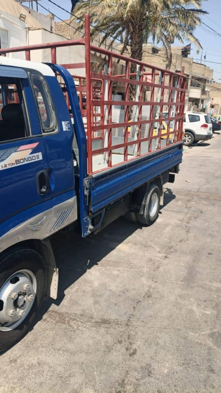 كيا حمل فحل موديل 2008 مسكر محور بم ونوزالت للبيع سعر دفتر وبيه مجال بسيط عنوان بغداد مدينة صدر تصال *********** غير متواجد على الفيس واني مخوال بنشر بس
