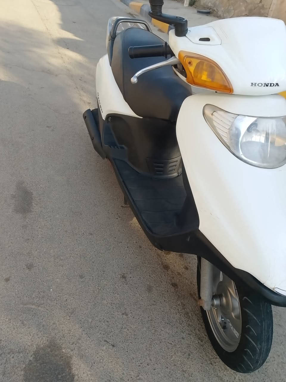السلام عليكم سبيي ياباني مفتوحه ريمر سلف وهندر كل شغاله مكاني وسط قضاء الموفقيه سعر خاص وهذ رقمي ***********
