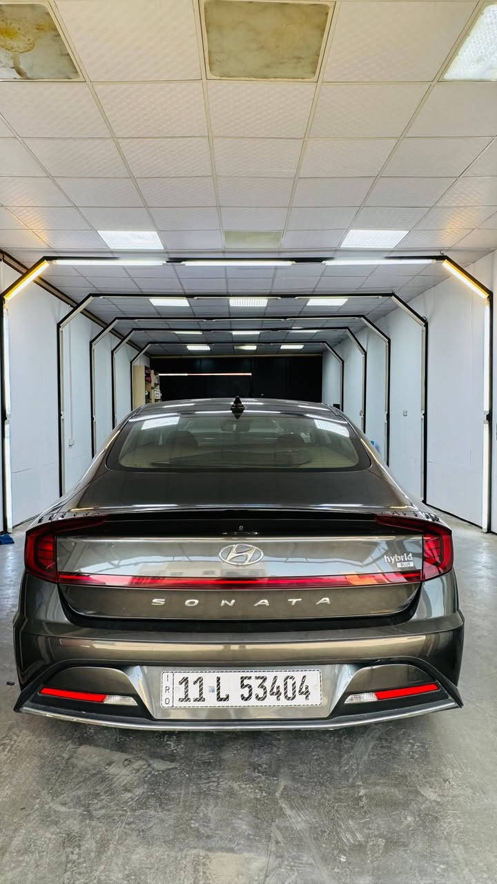 هونداي سوناتا ٢٠٢٢ وارد أمريكي هايبرد ضربتها خشم البنيد فقط ماشية ٧٩ السعر 170   رقم الهاتف ***********
