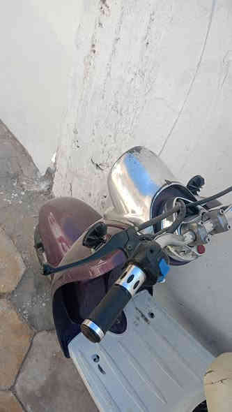 دراجة عبد الحليم للبيع هندر نكره نضيفه ماعايزه شي السعر 160 وبيه مجال بسيط *********** واتساب موجود مكانه الشاميه
