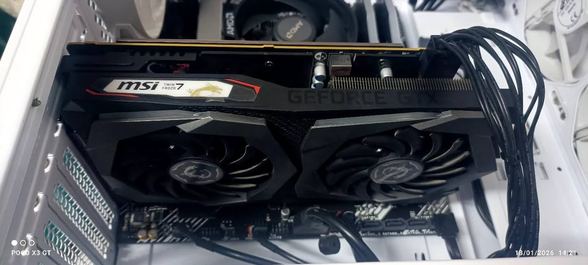 Msi gtx 1660 super
مستعمل اخو الجديد 
غير مفتوح على وضع الشركه 
١٦٥ الف قفل شامل توصيل 
***********
متواجد خاص 
السعر غير قابل للتفاوض لطفا ❤️
