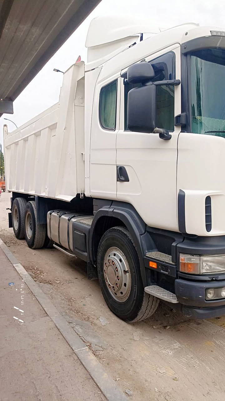 سكانيا موديل 2004 اصل رقم بصره بأسمي  مكفوله كفاله عامه تخم تاير مكينه 6 انجكتر  گير 900 مجموعه خفيفه ***********///***********
