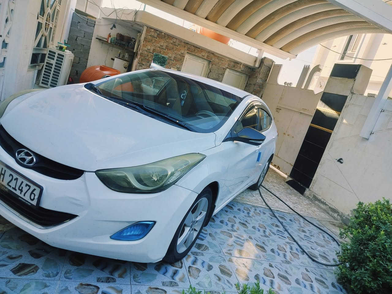 السلام عليكم النترا موديل 12 خليجي 
محرك 1800 دوش سياره جاهزه
 بيها بنيد صبغ بدون دواخل سونار داخل المنشور 
 رقم ربيل انكليزي تريد وكاله تريد تحويل 
السعر 98 ورقه مكان السياره واسط 
***********
***********
