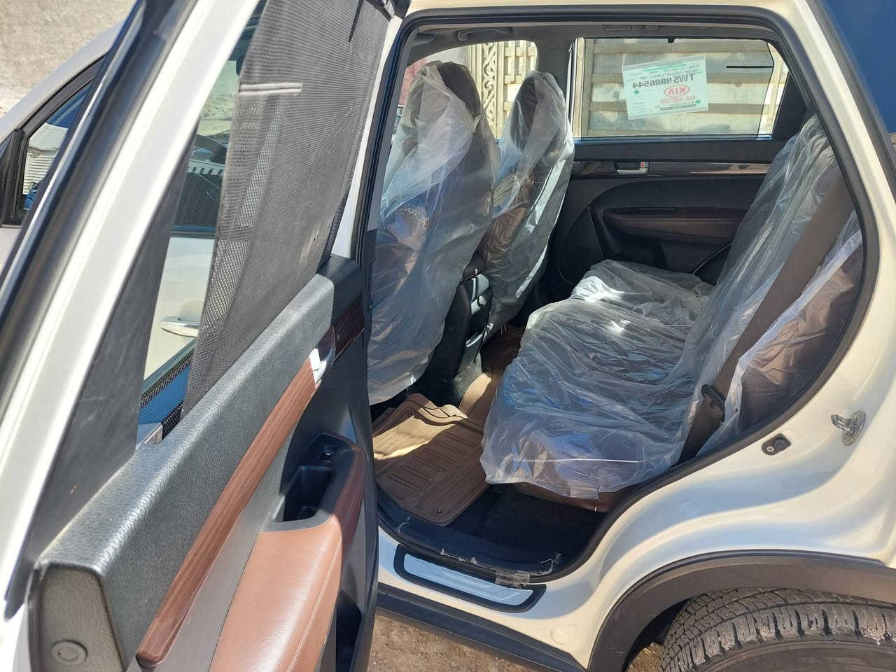 موديل2015 
#رقم_بغداد_دولي_بسمي

محرك 6 سلندر  

بانوراما طكتين
بصمه تشغيل
دشبول ليزري
بصمه ابواب
7 راكب دواخل ملكي
جلد قرميدي
تبريد تدفئه كشنات
فول ويل AwD
3 قطع تبريد
كشن كهرباء
زراگ لايت
كشنات جلد  
حساس خلفي 
حساس امامي 
كامره دواره خلفيه 
تبريد 3 قطع
بك لايت لد 
لد امامي 
لايت دوار
دبل ايرباك 
تحكم مقود 
مثبت سرعه 
ECO اقتصادي 
اناره داخليه بلاديه 
السياره جديد
للاستفسار ***********/***********مكاني الفلوجه
