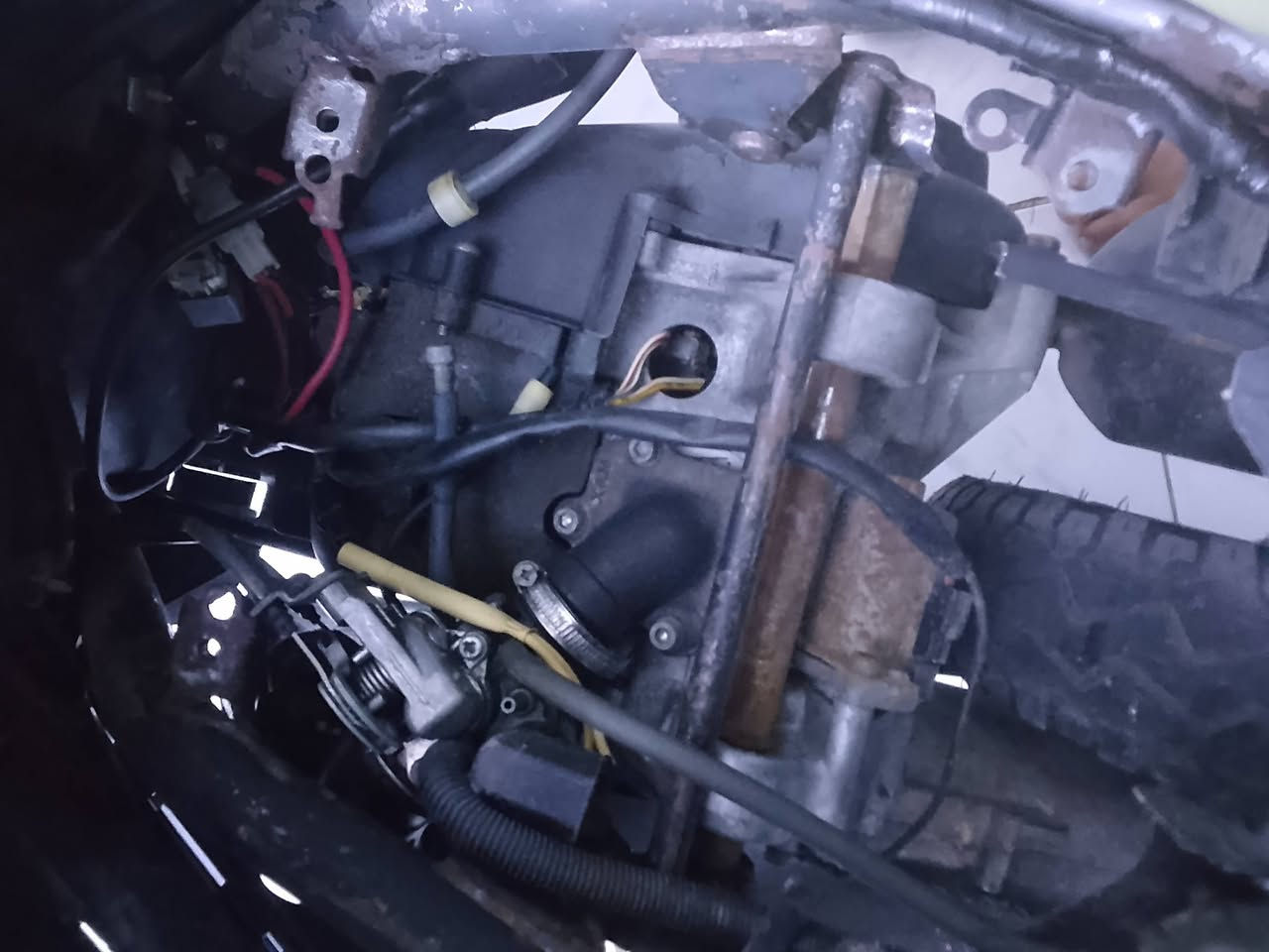 سلام عليكم درجه 60نضيفه سعر350بيهه مجال مكان بغداد لاعضميه
درجه مداريهه بازين محسن دهن خيط نضيفه

***********
