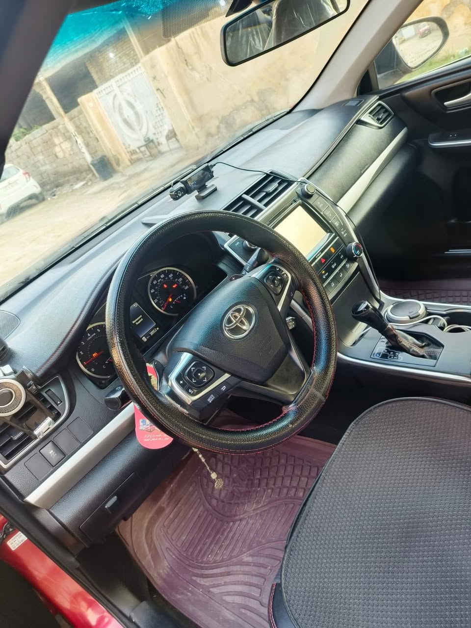 كامري 17 se
3 قطع
ويل كروم
شاشه كبيره
تحكم ستيرن
سبورت شفتات
تحديد مسار
مثبت سرعه
فتحه سقف
كشنات جلد
لايت زنون
محرك ٢٥٠٠ 
سعر 162 بيها مجال بسيط
هاتف ***********
