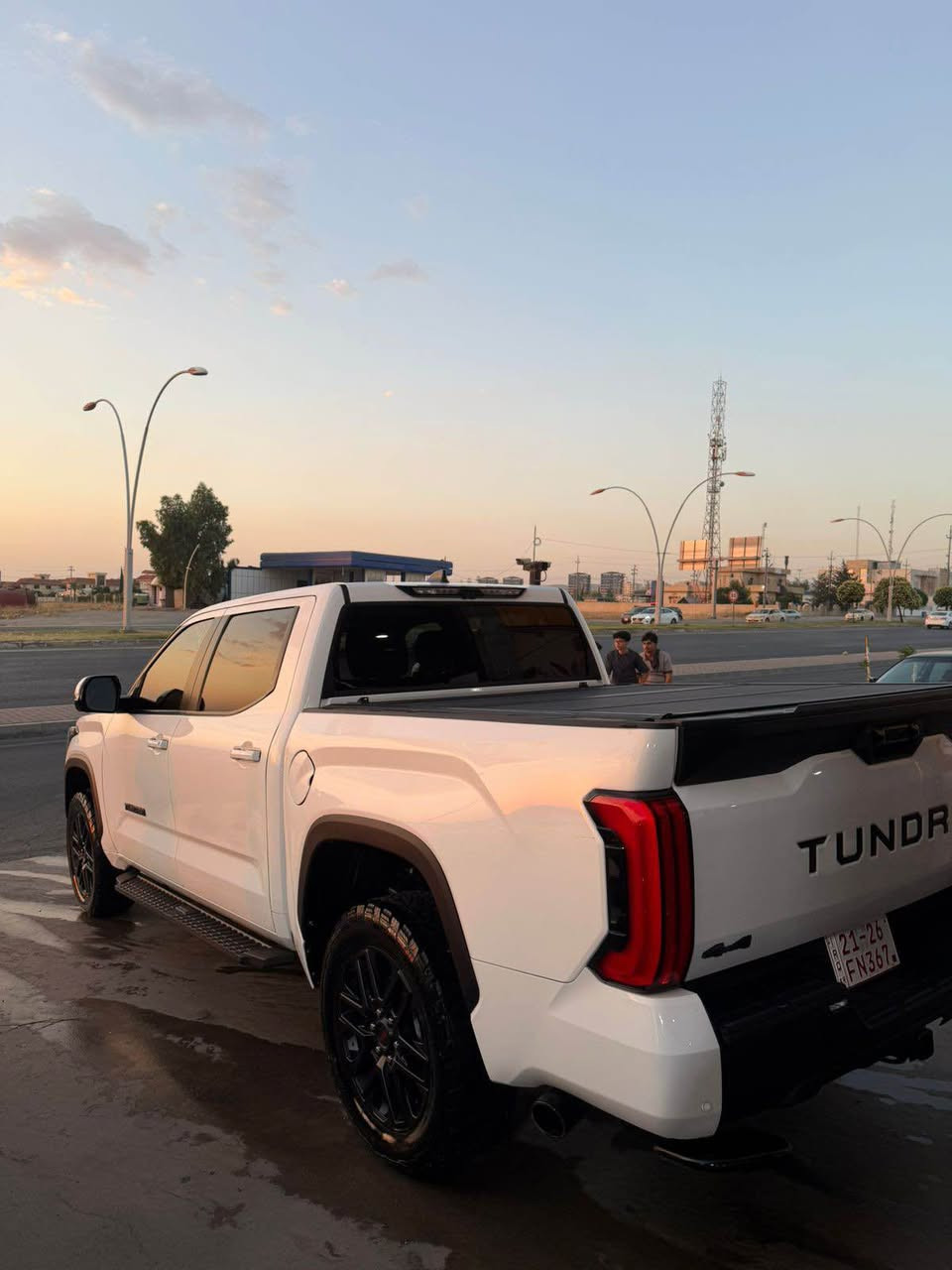 Toyota Tundra 2025 یەک سافحە لەگەل روبح بولینت ئیرباگ بەس شان بی داخلی مواسەفات فول فول بی پانۆراما ٥ کامیرە کوشن جلد شاشە گەورە دابل ئەکسل بۆدی کورت ١٨ هەزار رۆشتیە ٢٩٥$ مەجالەکی کەم ***********رەقەم شانسی لە ئاخیر رسمیە أربيل, العراق
