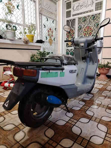 سلام عليكم. دراجه بيكم يامها، دراجه ممتعوبه زوج تايرات جديد صالنصه جديده. السرعه 60، سلف وهندر شغال كهربائيات شغاله السعر 400 وبيها مجال حك الجيه.مكاني بغداد الدوره. رقم *********** موجود واتساب ايضا...
