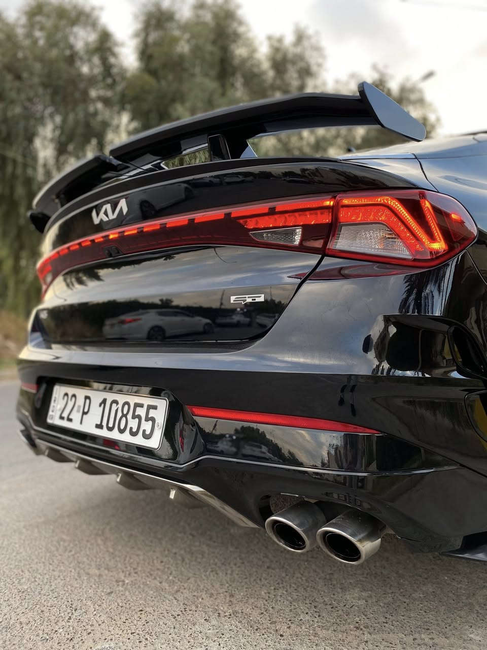 السلام عليكم 
(((  بيع او مراوس  )))
سعر : 208 ورقة $
كيا 2024 K5 GT فول موصفات 
اعلى فئة محرك 2500 تربو 
300 حصان 🚀🚀🚀
لون اسود داخل مشمشي 
فتحة سقف بانروما شاشة جبيرة 
شاحن لاسلكي كشن كهرباء بصمة تشغيل عن بعد شفتات ستيرن 
فج بريك GT وباقي موصفات معروفه 
السياره رقم اربيل بسمي هزه جديد
(حادث السياره) فقط الجاملغ والباب اليمين ومبدل نفس الون صبغ فقط حافة البنيد صور السونر بل منشور 
بجم بلادي مي بلادي ايرباك فقط ستيرن ومبدل اصلي 
ماشية : 26 الف مابيها اي نقص 
سعر: 208 ورقة بيع وامراوس 
مكان بغداد اليرموك 
***********
