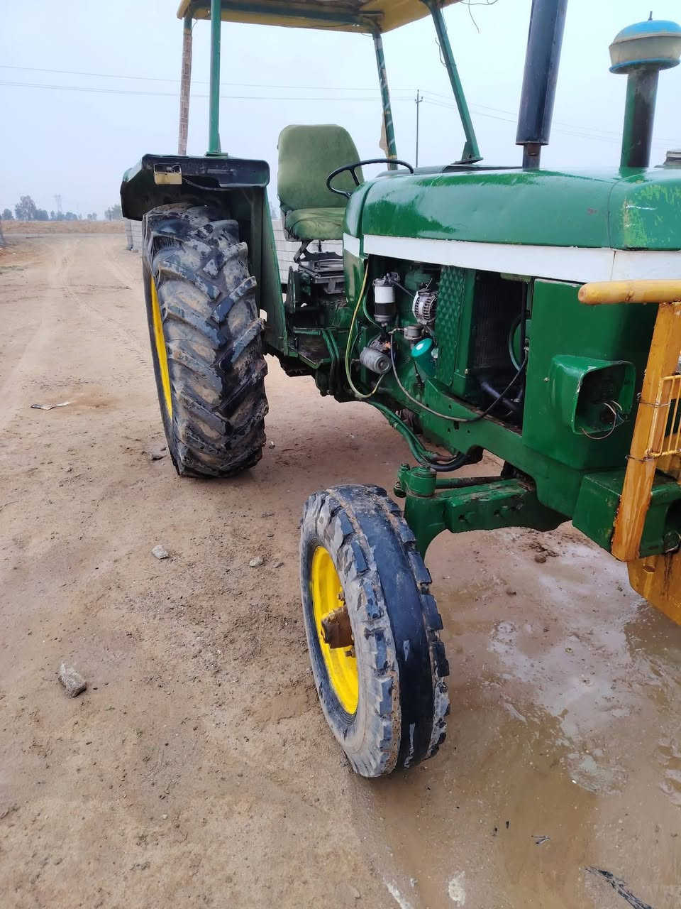 سلام عليكم مكينة جوندير 81 جاهز سلف كلة شغال كهربايات جديدة سعر 4مليون وبي مجال رقم ***********
