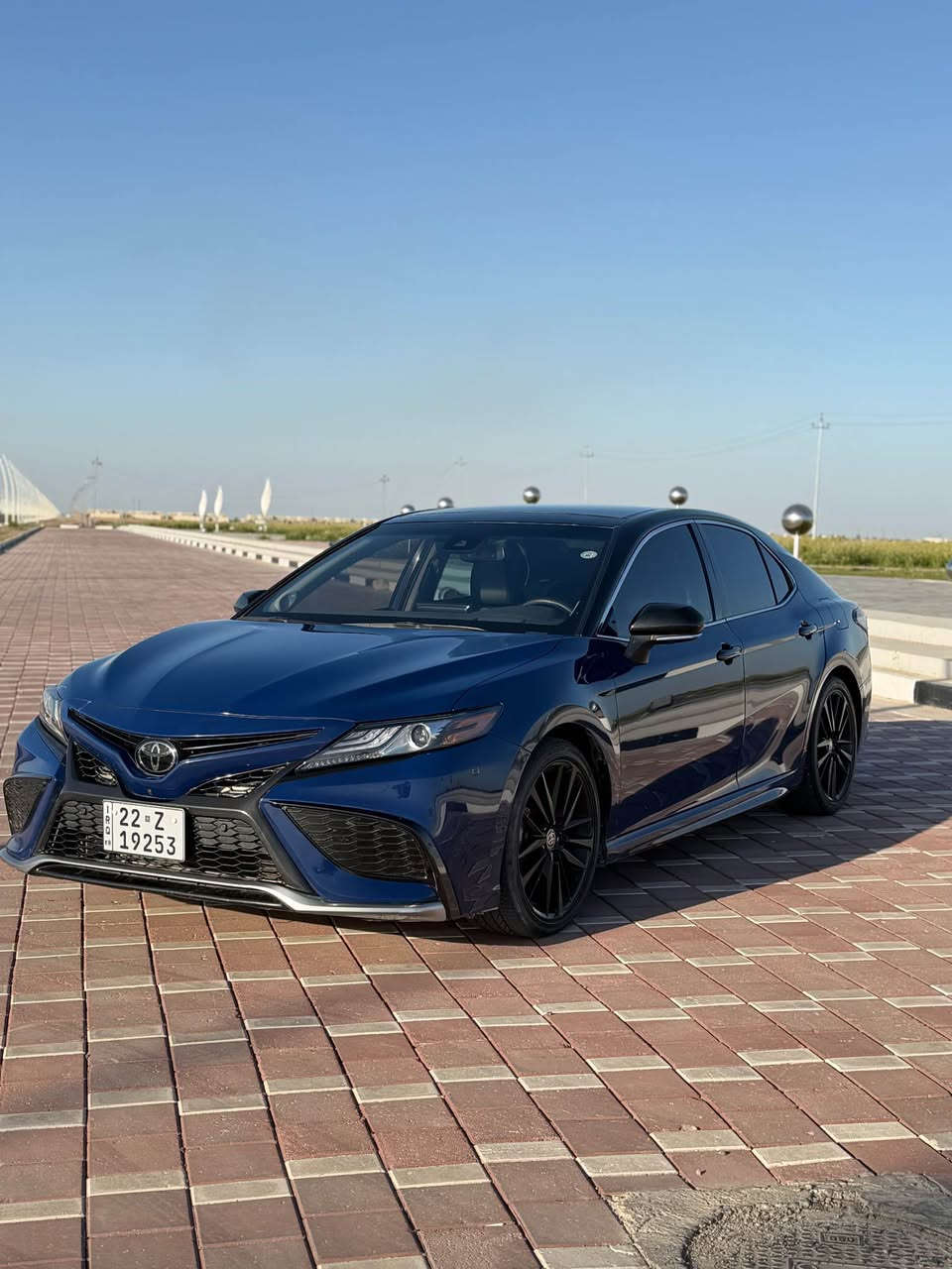 كامري 2023 XSE
6سلندر 
السياره جديده بعدها بوضع الشركه 
بيها قطعه وحده باب السايق مبدل فقط
السيارة ماشيه 28 الف كيلو شبه زيرو 
6كامرات 
6حساسات 
ردارات امامي و خلفي 
داته شو
شاشه كبيره 
بنورامه 
السعر 255 بيها مجال شوي 
*********** سامراء, صلاح الدين
