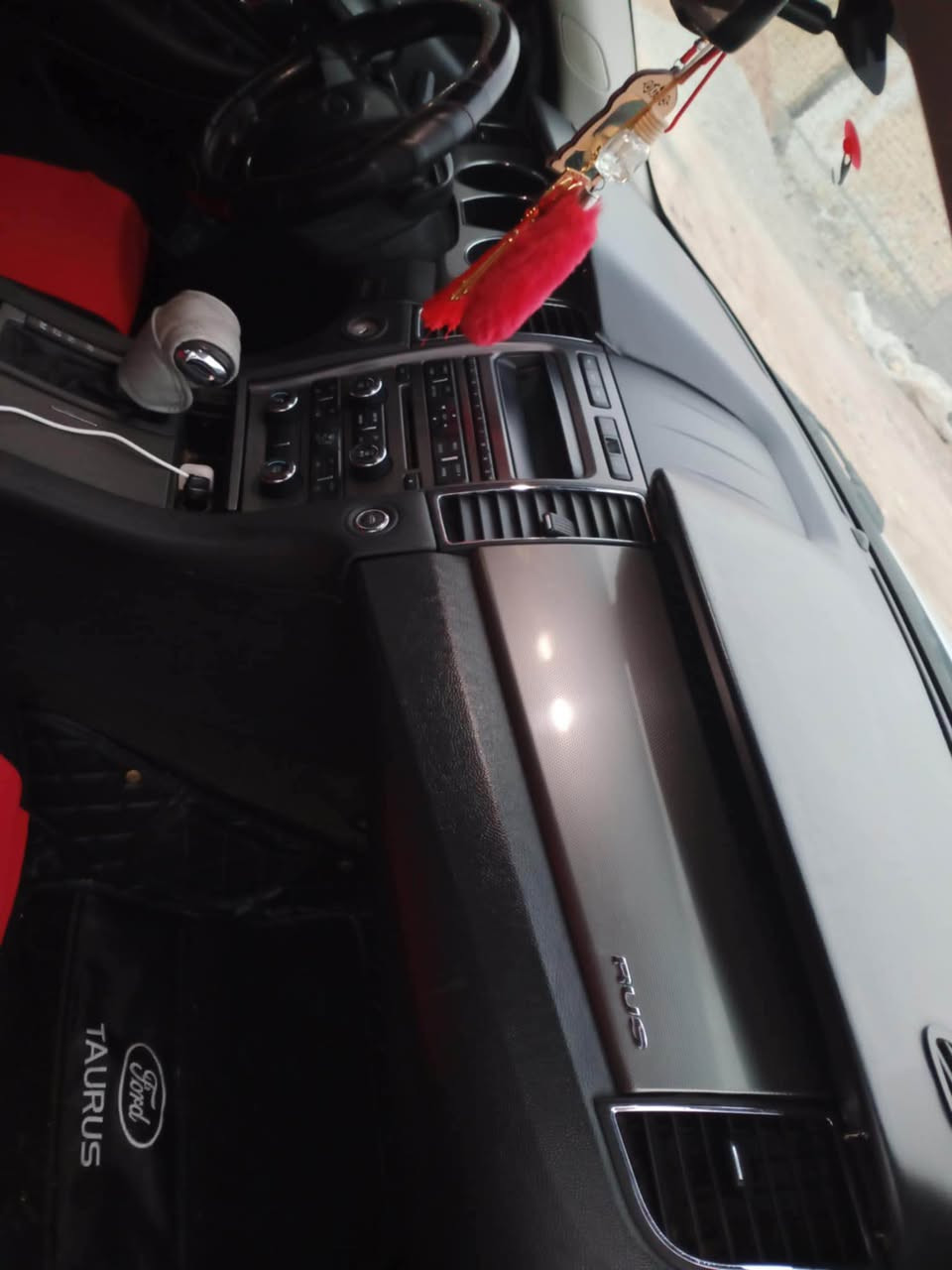 فوردتورس موديل 2012 سنويه 2030سياره جاهزه للخيربرقي مابيهه نقص تبريد قطعتين مكينه كير كهربائيات كلهه جاهزه بلاديه سياره بيهه صبغ جماليه بدون معجون صورغبل الصبغ موجوده وسونارهم موجودقبل الصبغ مامتواجدعله الفيس الاتصال عله الرقم ***********السياره احله م̷ـــِْن الصوره مكاني كركوك مكينه 3ونص اصل سعر 85 وبي مجال كركوك, العراق
