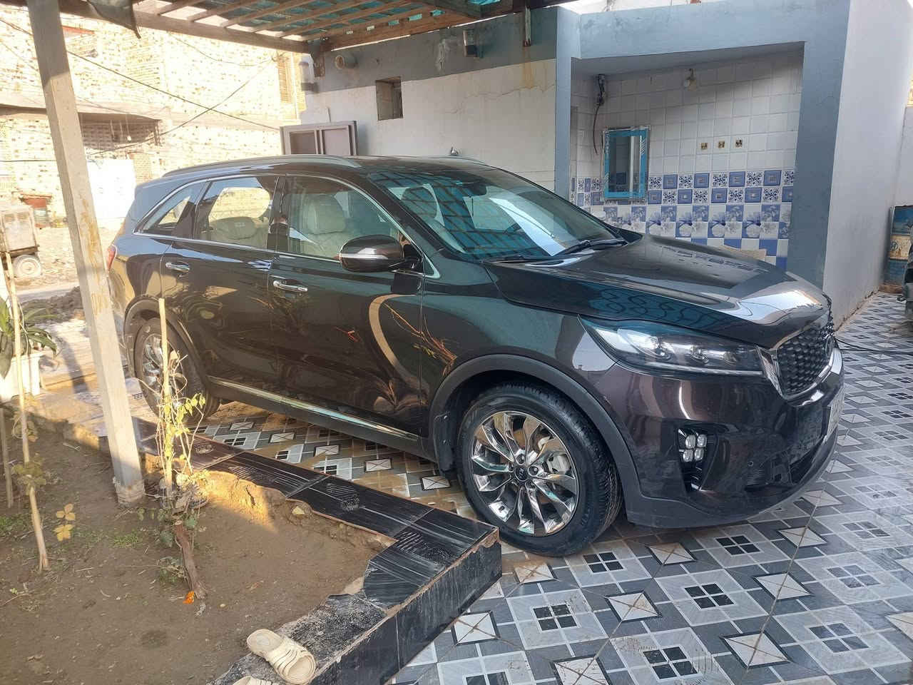 سورنتو للبيع موديل 2020 خليجي

فول مواصفات ما عدا البانوراما

محرك 3500 / 6 سلندر كفالة 

كير 8 نمر كفالة

لون بني جوزي 

بيها بارد بالبنيد عرض 4 اصابع وطول شبر 

وحالوب قليل 

مكاني بالديوانية

رقم قادسية بسمي شرط التحويل 

السعر 235 مع مجال بسيط 

 موبايل واتساب ***********
