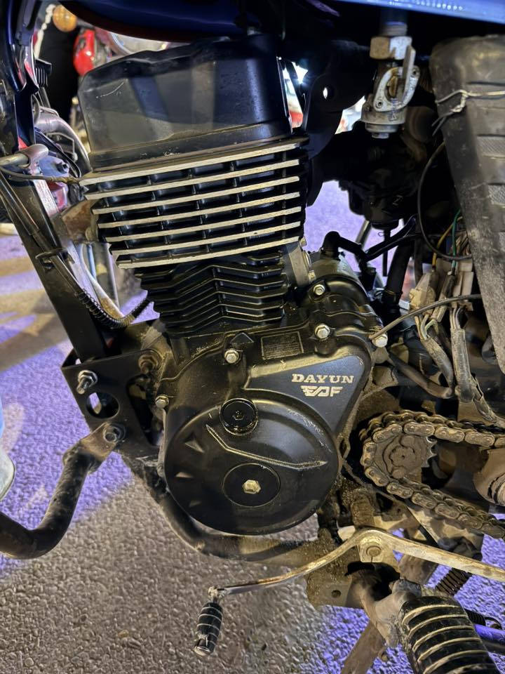 دراجة دايون موديل ٢٤ للبيع نضيفة رقم وسنوية مشروع وطني للبيع ونضيفة كفالة عامة مامفتوحة مكينه نضيفه شركة التواصل ع الرقم فقط ومتوفر واتس اب مكاني بغداد ااسيدية ***********
