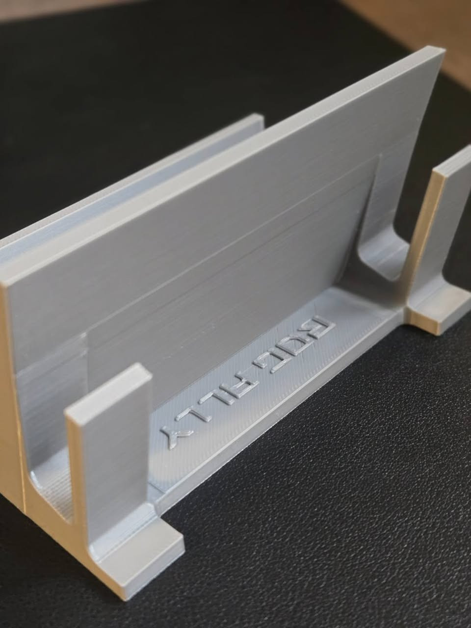 اكسسوارات روك ايلاي
الاسعار من ٥ الى ١٢ الف 
متوفر توصيل لجميع محافظات العراق 
***********
