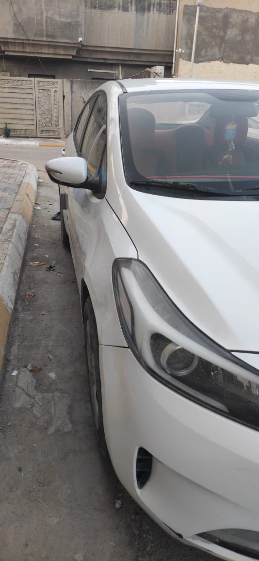 سيراتو 17 خليجي مكفولة من الصبغ وباقي التفاصيل. بيها بارد قليل . رقم اربيل رقم قديم . سنويه صاقطه 3 سنين . سيارة نظيفة وجاهزة وهذه سونارها كما موضح بالصورة  مكان السيارة بكربلاء اي تفاصيل اتصال عله هالرقم اني مكلف بالنشر ممتواجد عالفيس ***********
