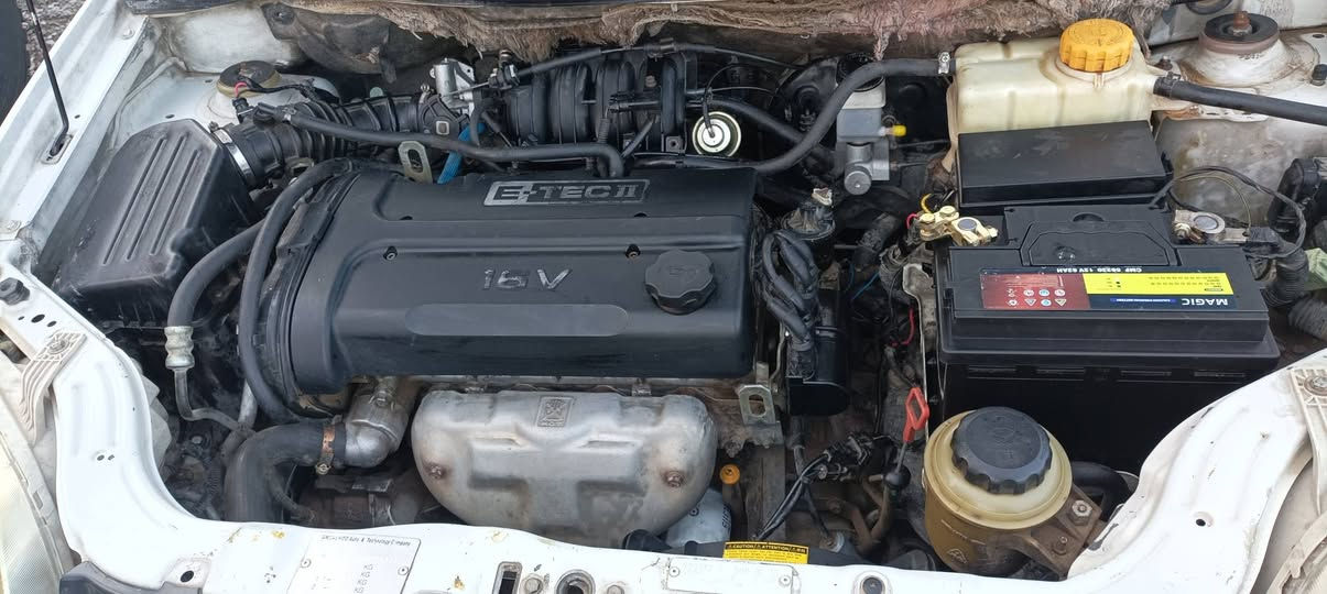 سياره افيو 2006 السعر 63 وبي مجال ***********
