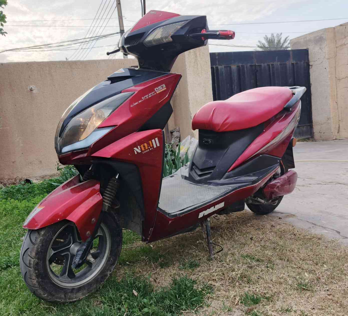 دراجه شحن للبيع جاهزه من كلشي بريك أمامي خلفي شغال لايت أشاير كله شغال سعرها 300 وبيها مجال  للاتصال 👇�

***********

*********** واتساب
