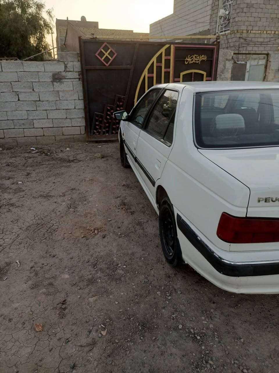 بيجو باص موديل 14
رقم انكليزي مثنى  بسمي
مكينه شرط لا تنقيص ولاتبخير  تبريد ثلج كهربائيّة كلها شغاله + شاشه كامرة
تخم تاير نضيف باتري جديد توني شاده 
السيارة بس بنيد طاير اوبدلته العنوان الديوانية الشافعيه 
السعر  50 /  ***********
