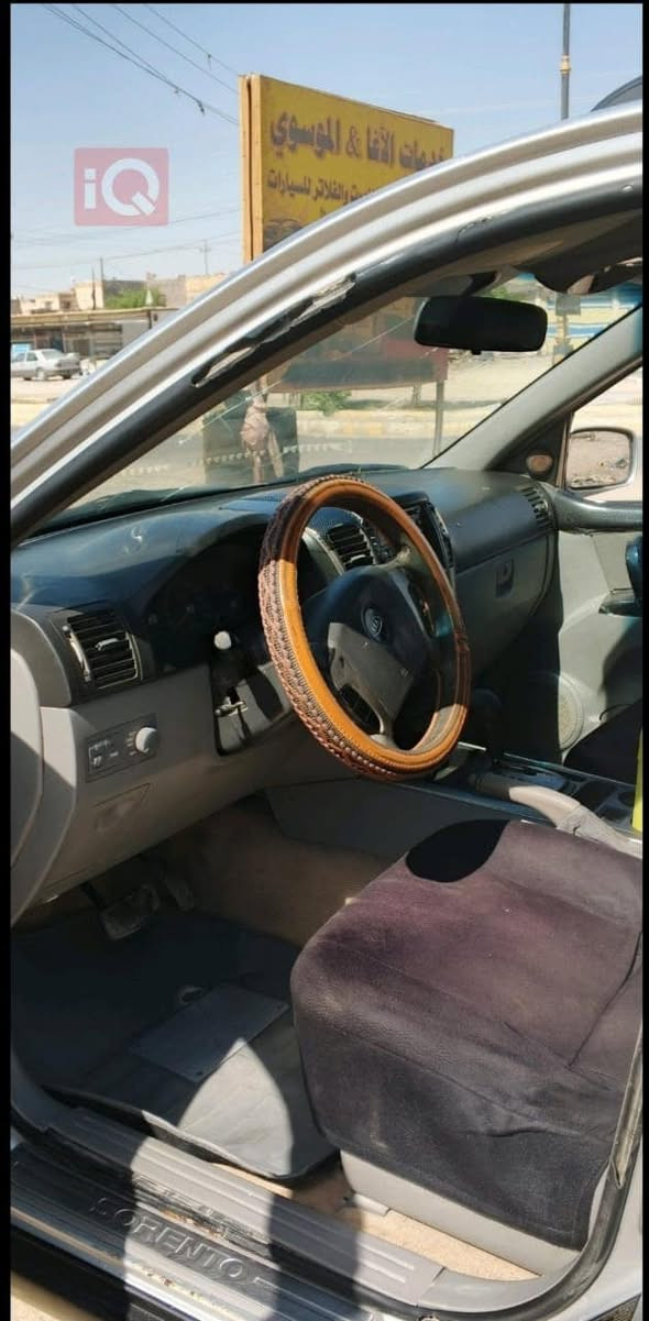 سيارة سورنتو 
موديل /2006 
مكينه وكير بلاد 3500
مصبوغه عام 
رقم بصرة 
السعر ٦٨ وبيها مجال 
العنوان / الناصرية مركز
للتفاصيل الاتصال على الرقم / ***********
