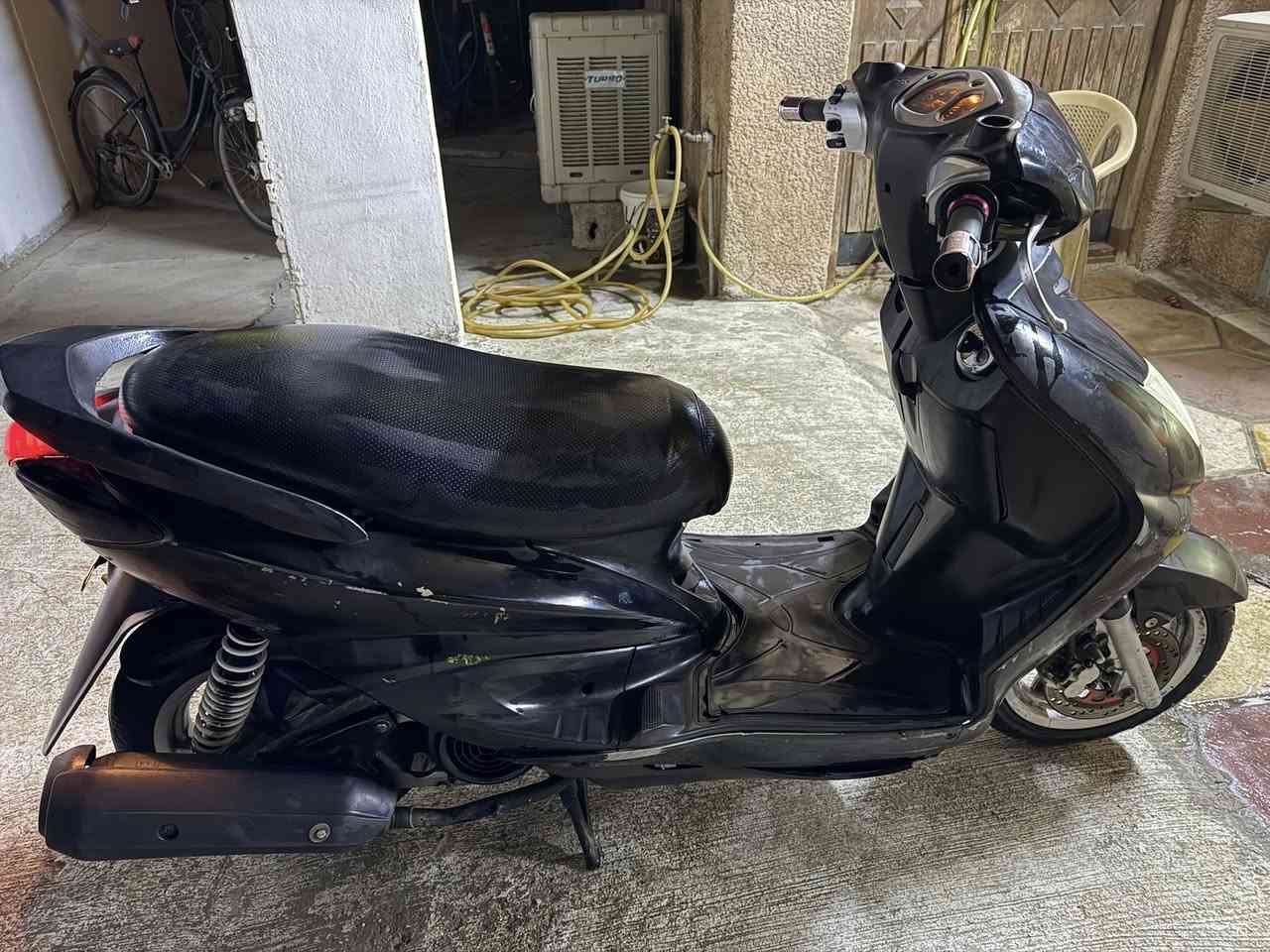 السلام عليكم
سكنس نثيه 140 للبيع الدراجه نضيفه مناقصها أي شي مسويلها ادامه كاملة
باتري جديد
سلف جديد
كابريتر جديد
كلجات امامي خلفي مال تفصيخ
قايش اصلي الرياضي
السعر 500 وبيها مجال
***********
العنوان بغداد سبع ابكار
