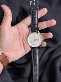 ساعة • محبس عقيق • مرتب