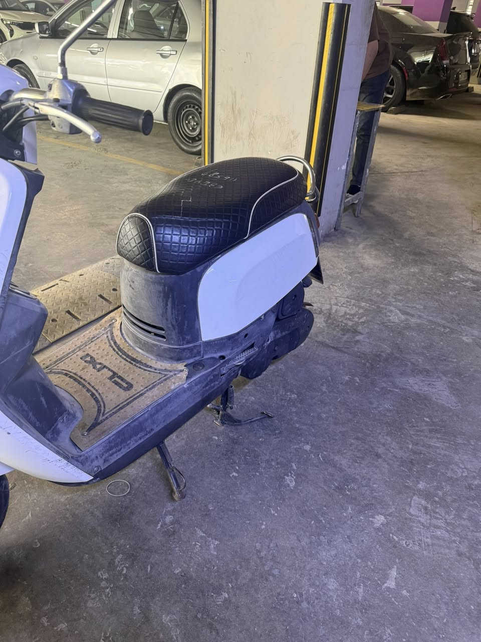 سلام عليك بوليس نوزل جديد قبل ٢٠يوم نازله رمبه درجه جديد شلعه ومعدل مكفوله من فتح او كفر تجاري مكاني بغداد الجديد شارع المسبح ***********سعره مليون وبيه مجال حك جيه
