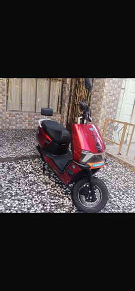 دراجة كهربائية موديل 2024 نوعية Segnes معروفة بثباتها وقوتها.
البطارية محافظة وتقدم أداء ممتاز بالشحن والاستخدام.، وكل ميزاتها شغّالة بدون أي ملاحظة.
كشن مريح، تايرات جديد، وبريك ثابت يلزم طريق.
هادئة، ناعمة، ومناسبة للدوام والمشاوير بدون أي صرف.
السعر: 700,000 دينار وقابل للتفاوض للجاد فقط 
أي تفاصيل اتصال علئ هذا الرقم (***********)
