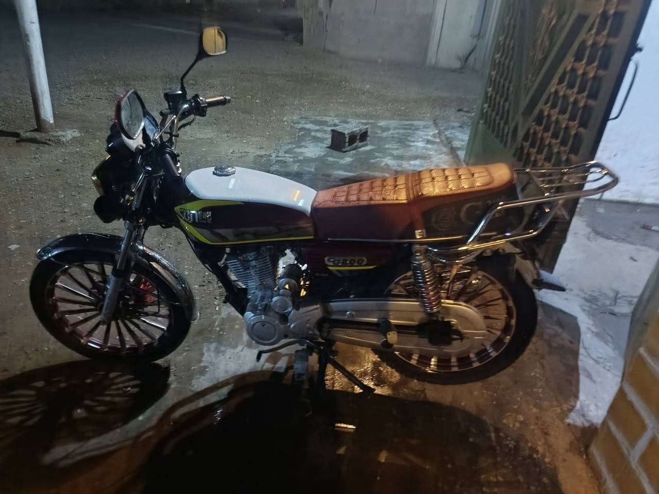 يا الله دراجه موديل 24 شكل 25 دراجه كله شغاله ودشفول يعرض فيديو سعره 800 وبي مجال الاستفسار ***********
