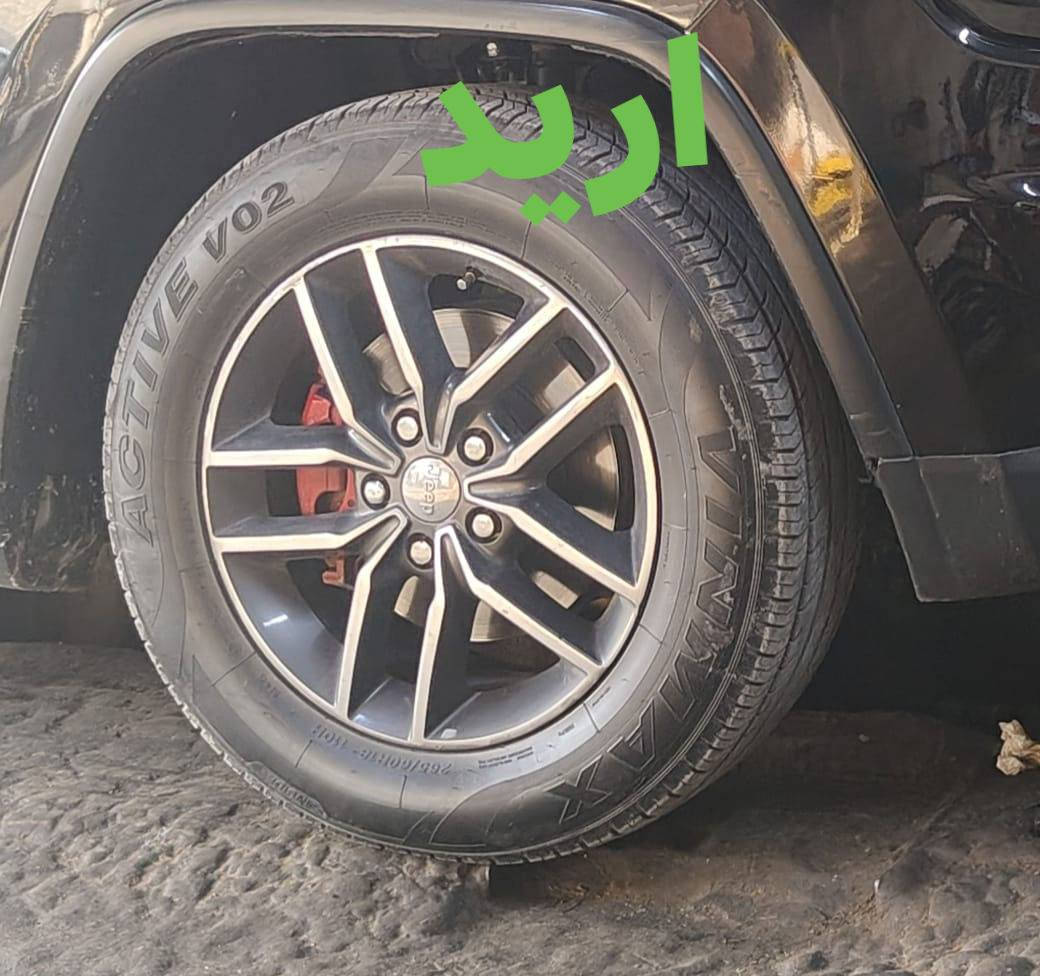 ويل ٢٠ بلاد مكفوله ويه الإطارات اريد مراوس ب١٨ ***********
