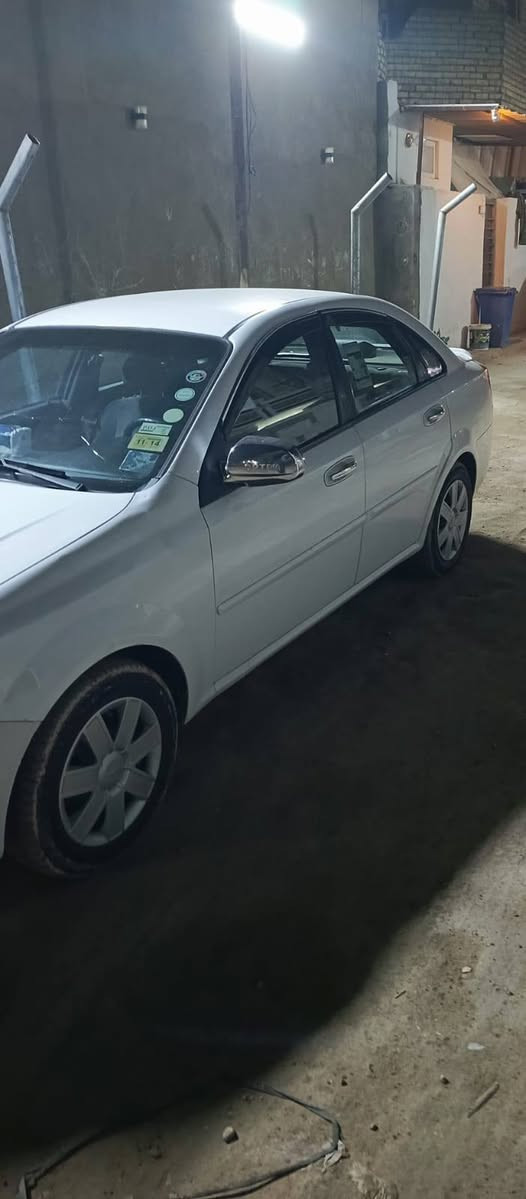 السلام عليكم سياره اوبترا للبيع موديل 2012 جاهزه من كل شيء تبريد جير مكينه صدر كهربائيات كلها شغاله بيها قطعه واحده شاملغ الايسر صبغ فقط العنوان بغداد الزعفرانيه السعر 83 بيها مجال شيء بسيط الاتصال على هذا الرقم***********
