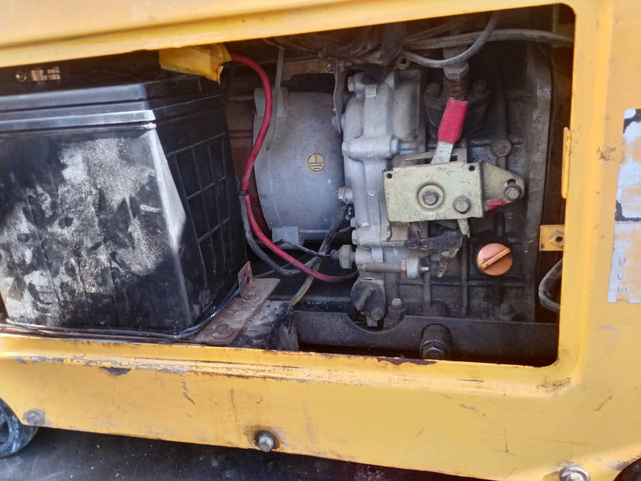 السلام عليكم مولد گاز 5 كيفي 20 انبير بلاديه برغي ما مفتوح بيه  راس توليد دبدوب شغاله نگره شاشه لمس باتري جديد صوته هادئ السعر 600 وبيه مجال بصيط العنوان بغداد مدينة الصدر الاستفسار اتصل ***********
