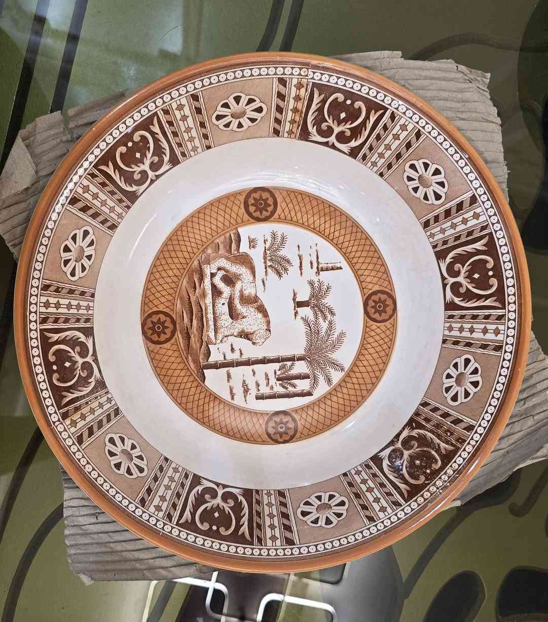 السلام عليكم
متاح صحن ابو الاسد ياباني قديم عدد٣ قطع ، الصحون غير مستعملة 
للتواصل عبر الواتس اب 
***********
