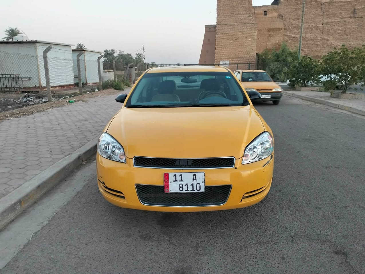 السلام عليكم امبالا موديل 2008 مكينه 3500 كير تعليك بوليسي رقم بغداد باسمي مصفره هيئه  غرامات هزه جديده 
يعني تحويل مباشر مراح تتعبه بيها
السياره بيه جاملغ خلفي 
السعر 55ورقه وبيه مجال 
رقم الهاتف ***********
