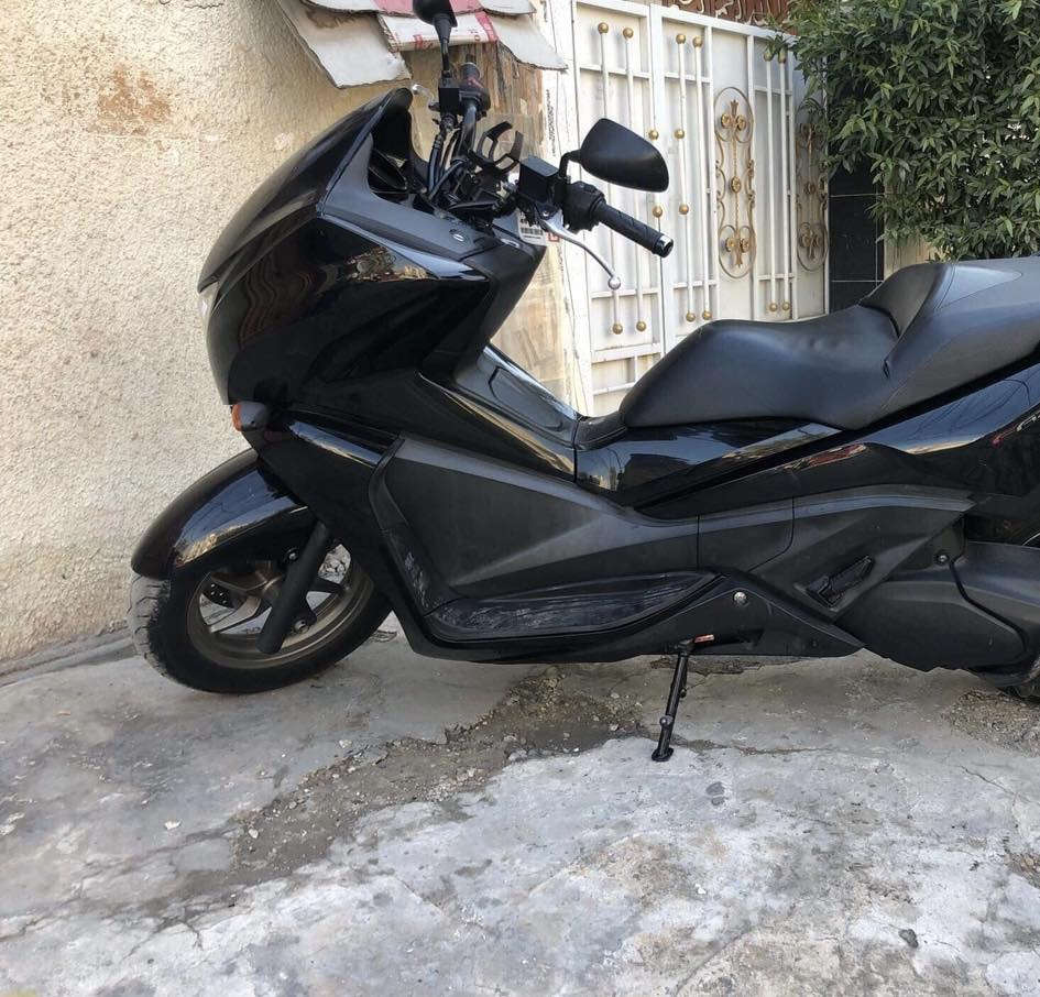 يالله فاز بعدهي بحالت الوكالة مكفولة من كلشي صار شهرين نازلة رمبه ماشية 31اي نقص مابيهة سعرهة 14ورقة مجال شي بصيط ***********مدينه الصدر عنواني
