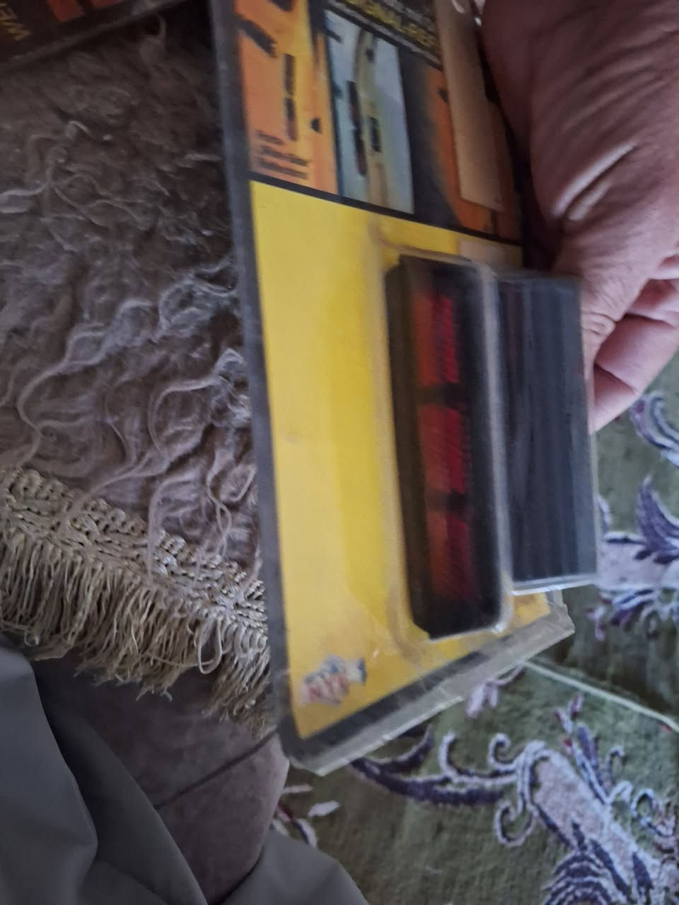 من رخصة المدير المحترم غراض للبيع كلمن وسعره ***********
