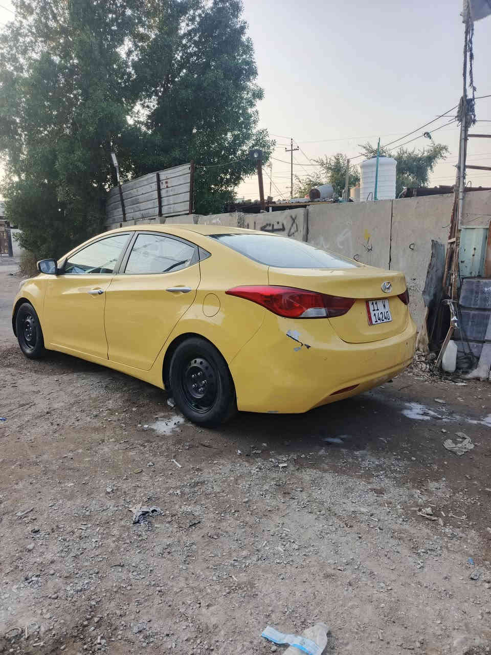 سلام وعليكم النتره 2012 خليجي بدون ضربه
سياره كير مكينه كفاله مكينه  
سياره مامشتغلين بيها صالها سنه عدنه 
مكينه جي دي اي حاويه شاديلها 
مكان دوره ابدشير رقم ***********
سعر (100) وبيها مجال
