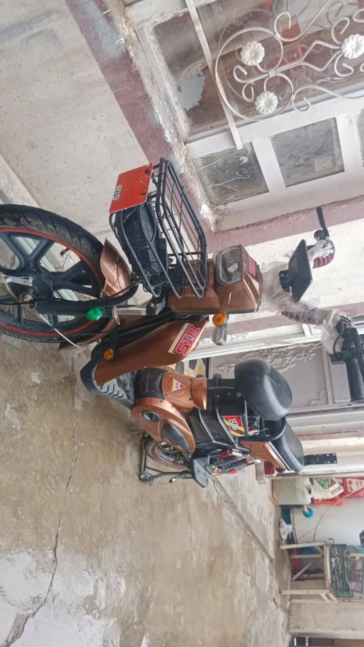 السلام وعليكم ورحمه الله وبركاته بايسكل للبيع شحن كبير نضيف فوال  مكان كركوك سعر 200بي مجال ***********
