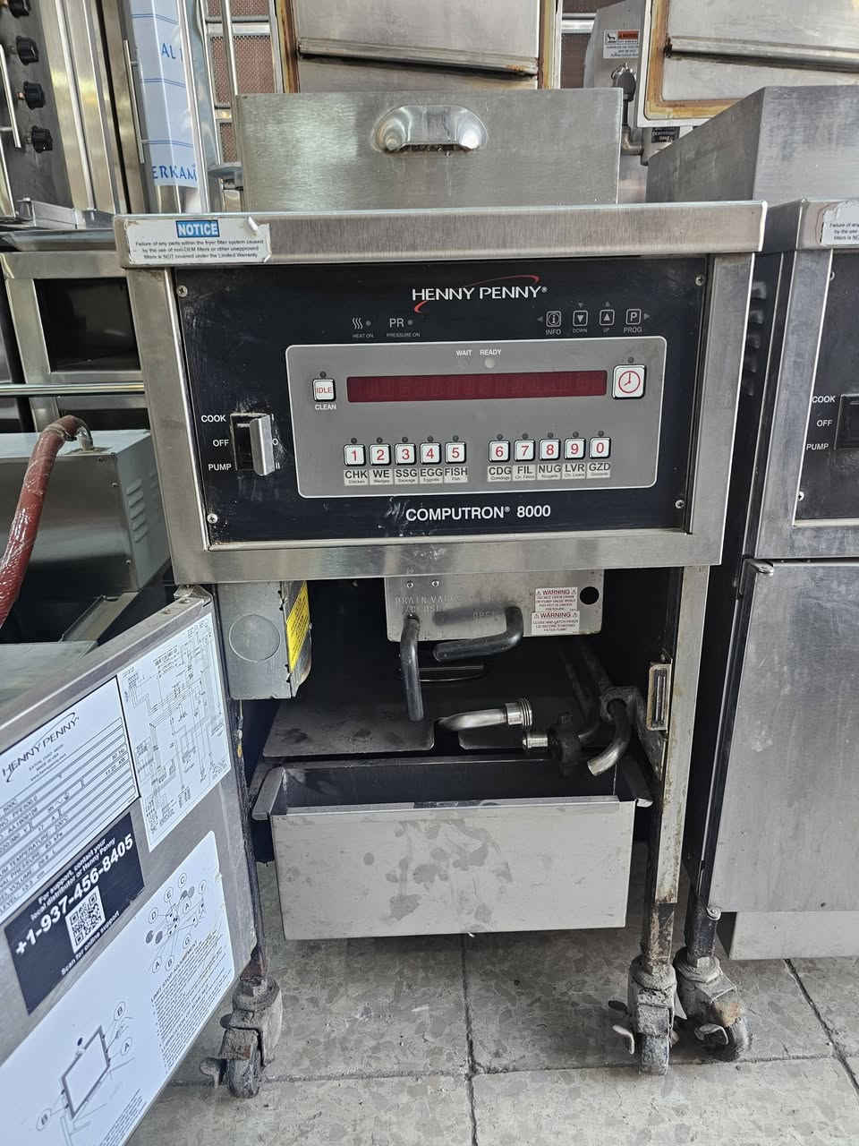 قلايه ضغط امريكي هني بني كهرباء مستخدم نظافه 90% وايضا وصول معدات تركي وايطالي مع ضمان لكل الاجهزه للاستفسار ابو نمر ***********
