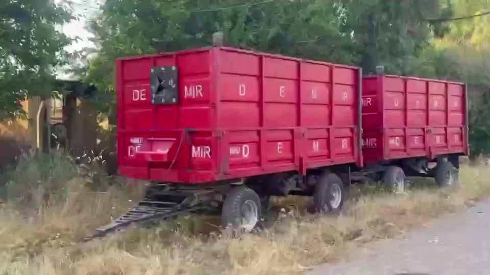 0773 144 1205
سڵاوەی خواتان لێبێ ئەم کاکتو ئەرەبانانە بۆ فرۆشتن کامل تەئمیر  زۆر بە جوانی بالانس و نیزام کراوە ماشااللە تابلێی جوانە  ❤️
