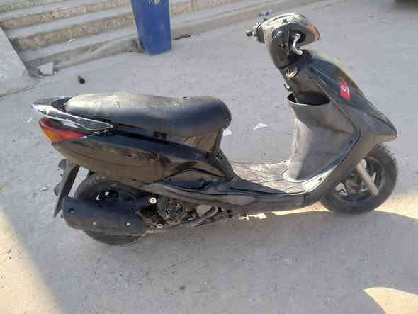 سلام عليكم دراجه بريز نضيفه كهربايات شغاله كلهه مكينه ناعمه نقص بس ستان تعليك ملح حلو السعر 350وبيه مجال حك الجيه رقم الهاتف ***********العنوان العبيدي حي الرئاسه كاع ابو علي دراجي
