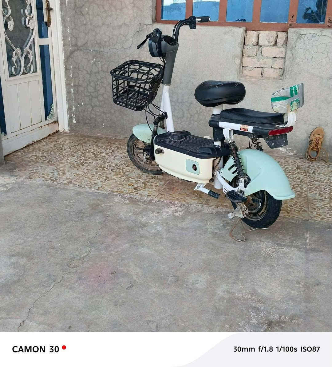 السلام عليكم % ماطور شحن نضيف كلشي شغال شرط بس عايزه بطاريات /السعر 100


**إذا كنت صاحب هذا الإعلان وتريد حذفه لأي سبب، رجاءا أرسل رسالة إلى الدعم الفني**