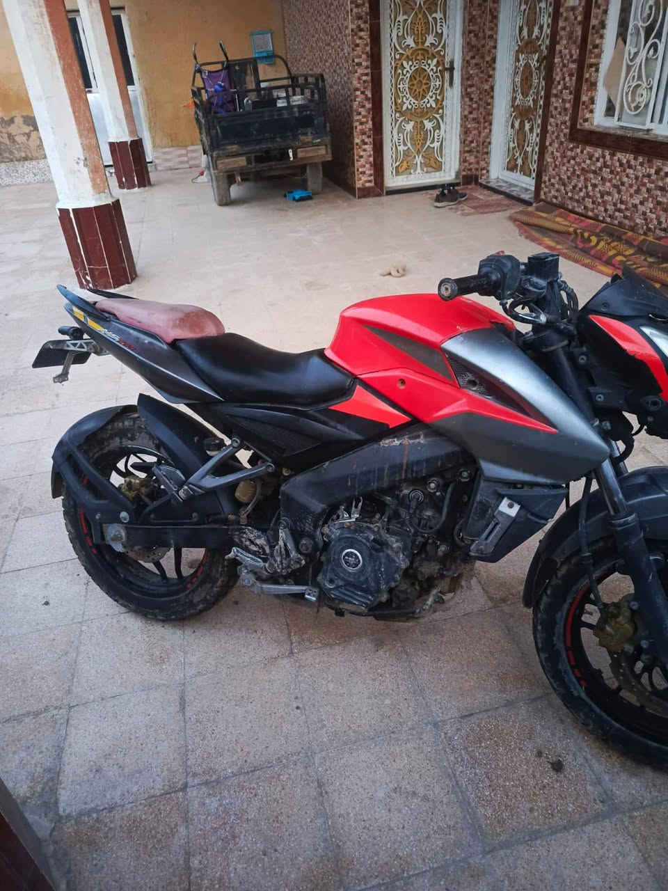 دراجة بولسر ان اس 200 باجاج شكل رياضي مسجلة مستلم فقط سنوية ما مستلم لوحات
عيني الدراجة مسجلة وكاملة ومستلم فقط سنوية ما مستلم لوحات راعيها موجود يتكفل بأصولياتها والتحويل

اشتريتها وتضايقت ع المكان وارد ابيع مستعجل

السنوية عربي مو انلكيزي وتنتهي بسنة 2028

الدراجة مبدل كلجاتها كلجات جديدة وكالة تفيلس مقسم جديد

الشاصي صبغ حراري 

 و  بعد محتاجه ادامه من الخارج تلحيظات 

اشتريتلها غراض تفصيخ وكالة :

تخم اشاير خلفي وامامي 

وكاك بانز

دبة دهن عنبار خلفي

بس الدكسات جديدة

والمرايات هم جديد شكل كلش حلو الجامه مالته زركه

السعر ع الاتفاق للتواصل ع الرقم واتساب او اتصال

***********
