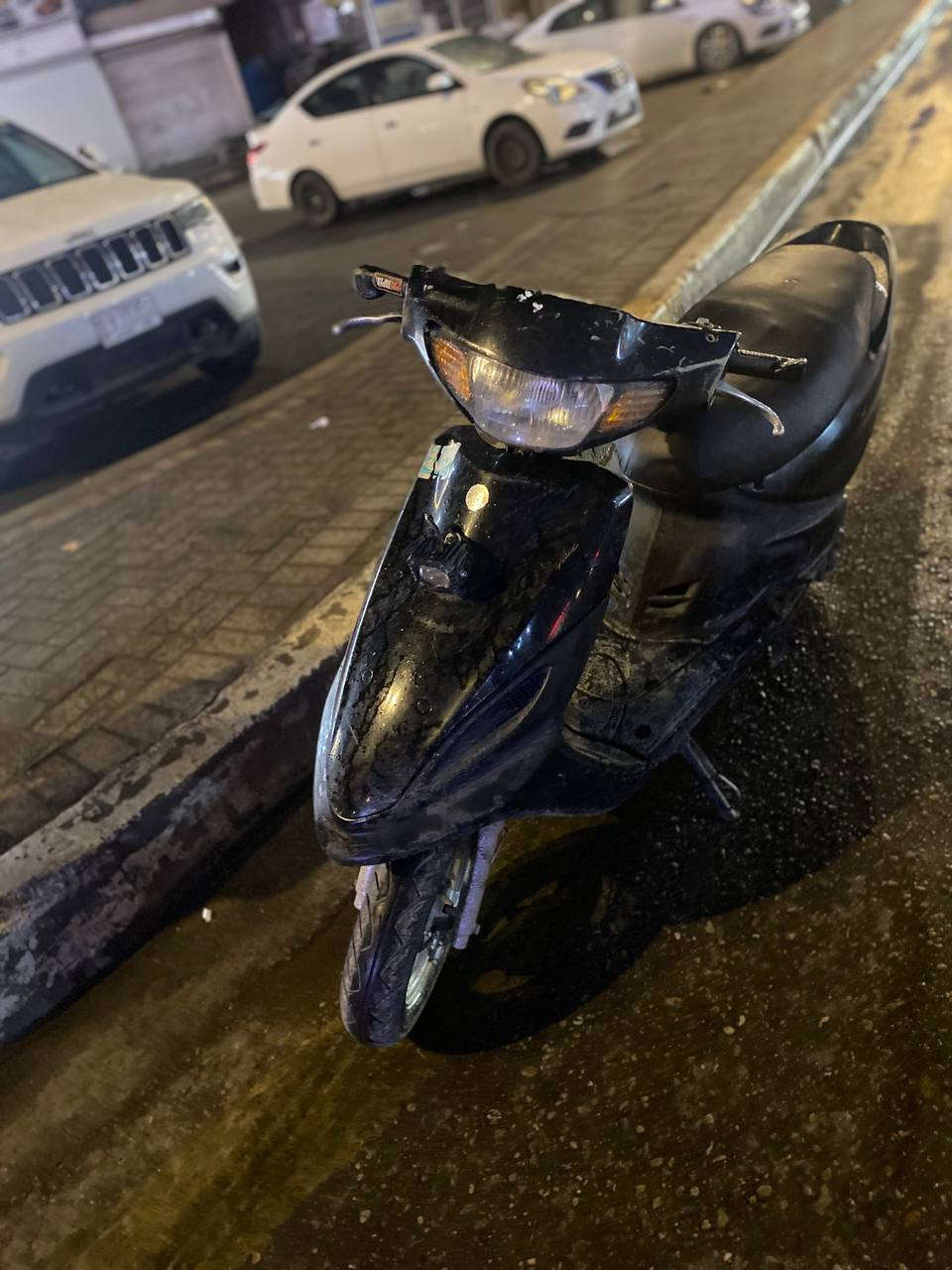 سلام عليكم 
دراجه للبيع ماكس قجمه 120
صارنصه اف. ام مكينه. تخبل شلعه معدل لا تنقيص ولا دخن سلف هندر كهربائيات بيها نقوصات بصيطه اشاير استان تعليك هورن فقط الباقي شغال السعر 350بيها مجاال 
العنوان بغداد حي أور


**إذا كنت صاحب هذا الإعلان وتريد حذفه لأي سبب، رجاءا أرسل رسالة إلى الدعم الفني**