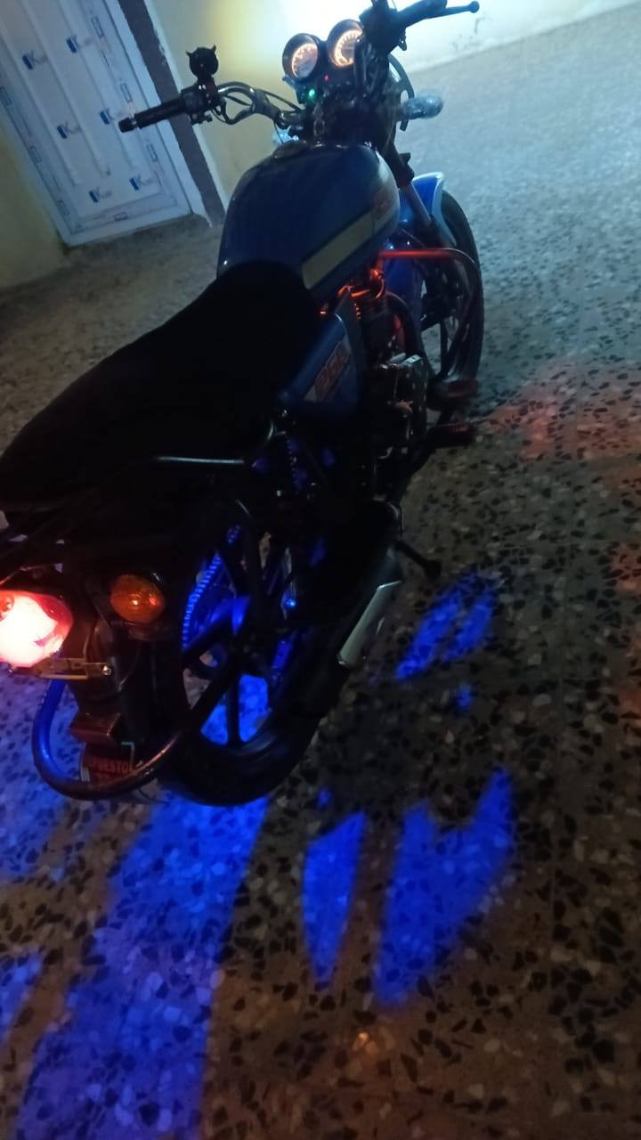 دايون لبيع اوراق اصولي مديل 2021 محرك ما مفتوح دراجه نضيفه مال جناي المكان كربلاء هنديه قرب شط الله  السعر 1250 الرقم *********** مو شراي لا ينتصل
