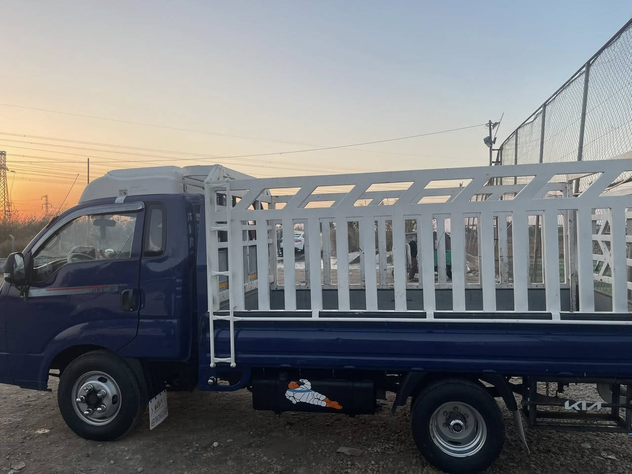 سلام عليكم كيا فحل البيع  موديل 19 مسكر (7) كير سنويه بسمي رقم نكليزي السياره تخم تاير مكينة جاهزه  العنوان بابل القاسم  استفسار على هاذا الرقم ***********.وإذا مغلق اتصل عل رقم ثاني  ***********
