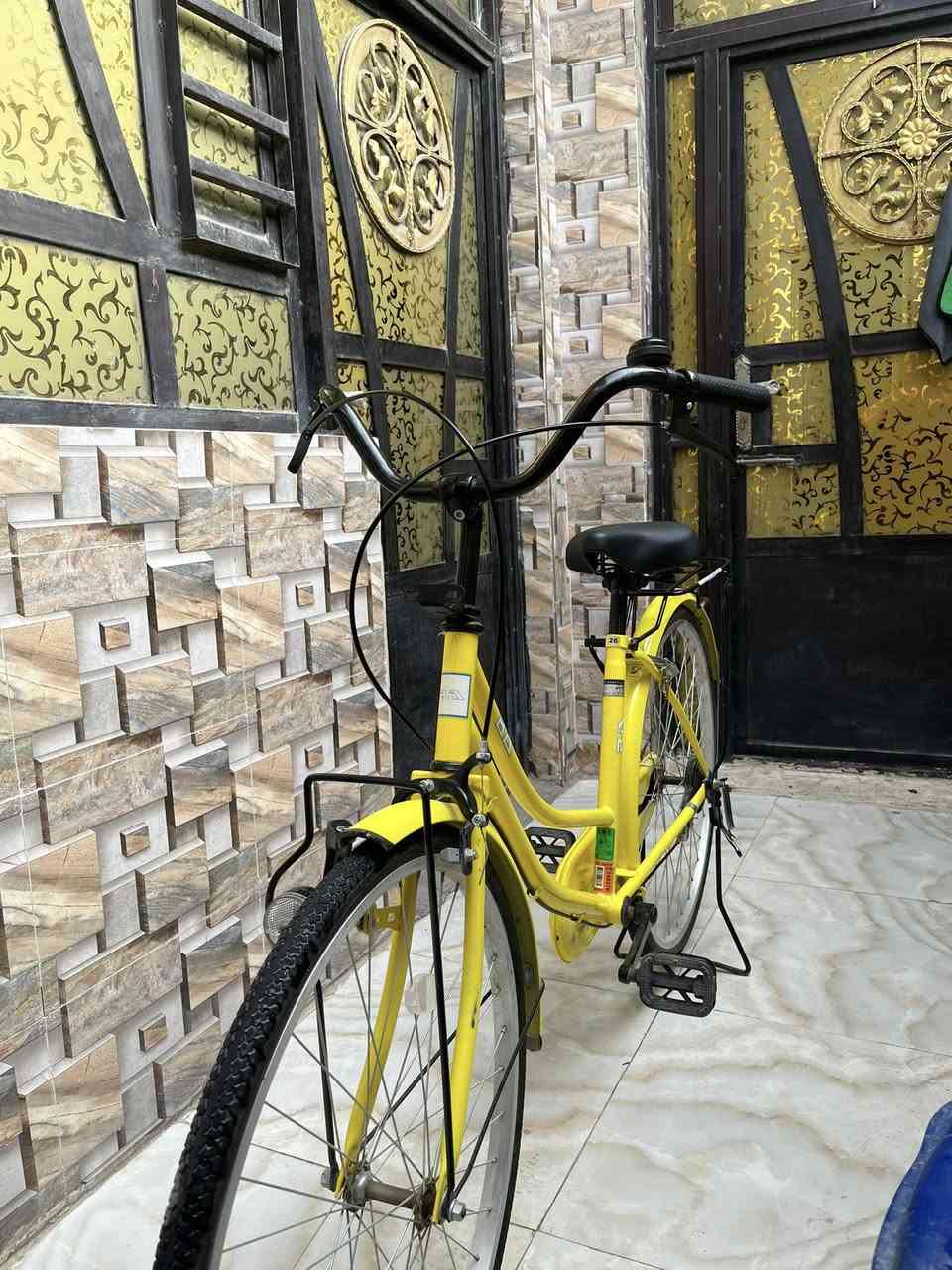 بايسكل للبيع مستخدم قليل سعره 170 وبي مجال ناصريه مركز   ***********
