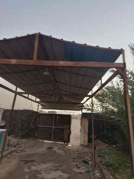 سقيفه للبيع طول 8 متر عرض 3وربع
حديد ثقيل ***********
