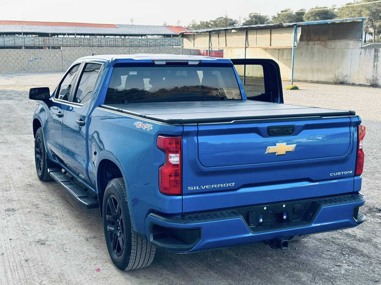 سلفرادۆ مودیل ٢٠٢٤ مکان سلیمانیە سعر ٢٦٨
***********
