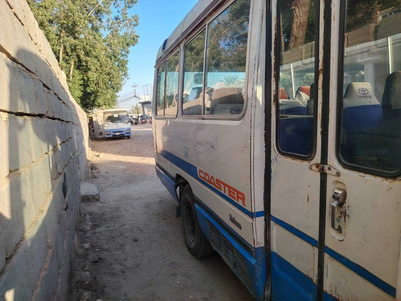 كوستر عريض موديل 83 مكينه تبخر بور بدون دسك السياره كهربائية كامله داخل وكشر نضيف رقم صلاح الدين
السعر ب٧ وبيها مجال للشراي المكان كربلاء ما متواجد بالفيس هذا رقمي وبي واتساب ***********
